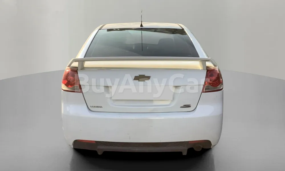 Vehicle photo 2