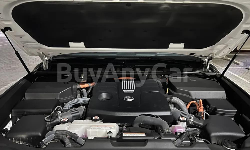 Vehicle photo 6