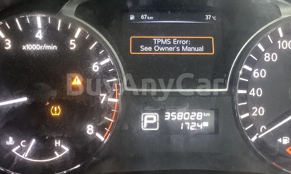 Vehicle photo 7