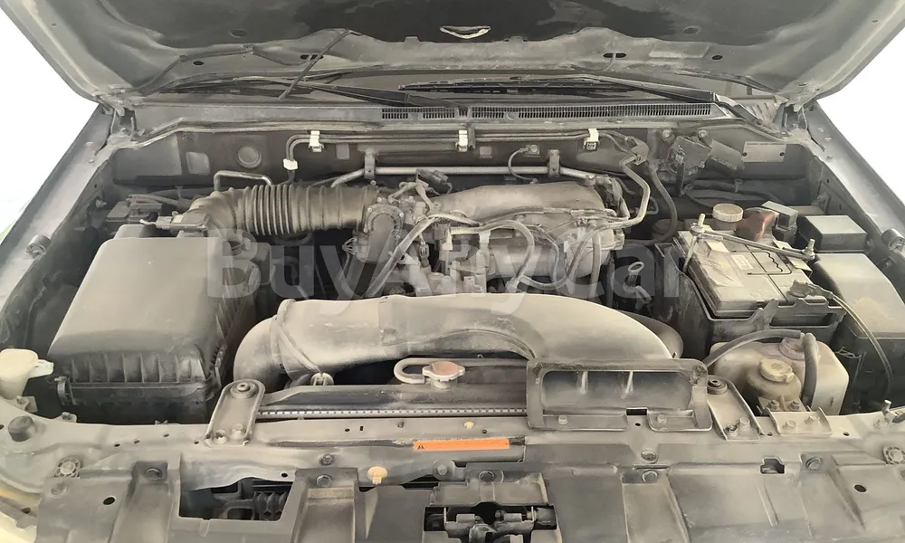 Vehicle photo 6
