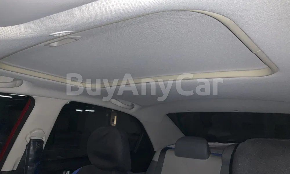 Vehicle photo 9