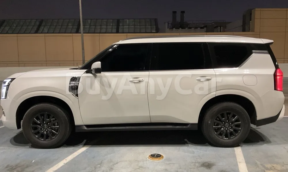 Vehicle photo 4