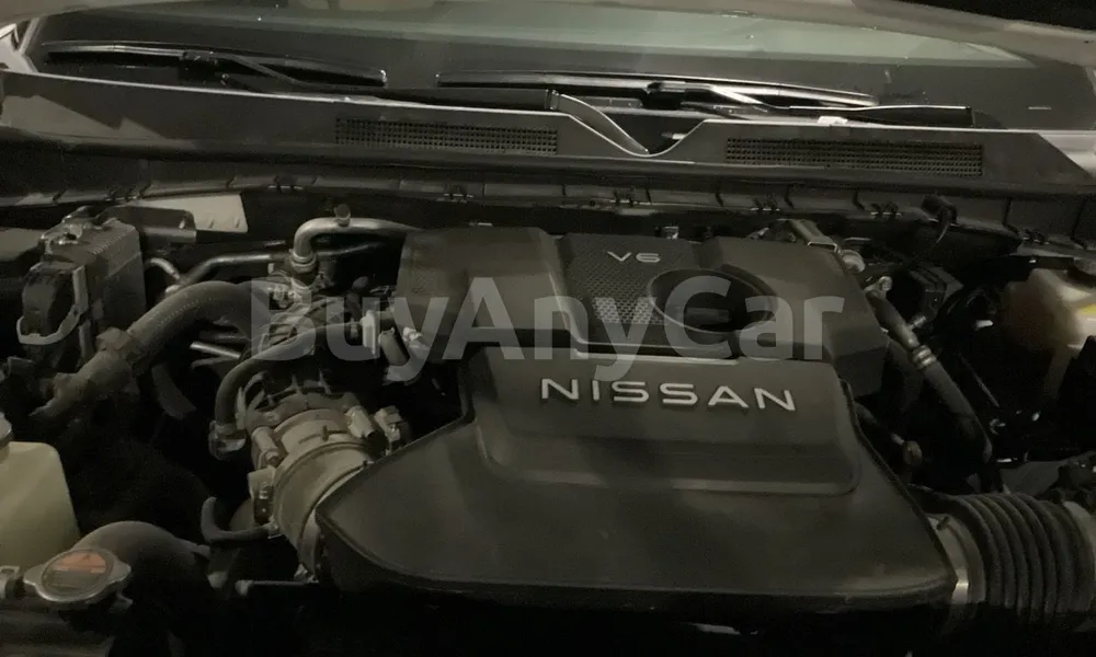 Vehicle photo 6
