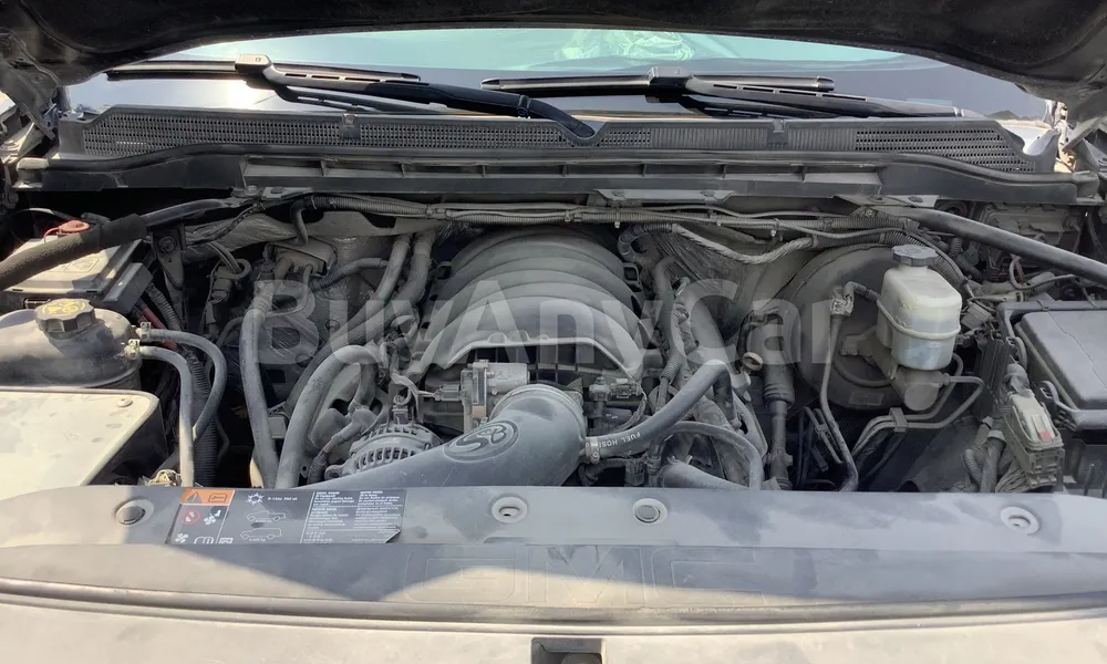 Vehicle photo 6