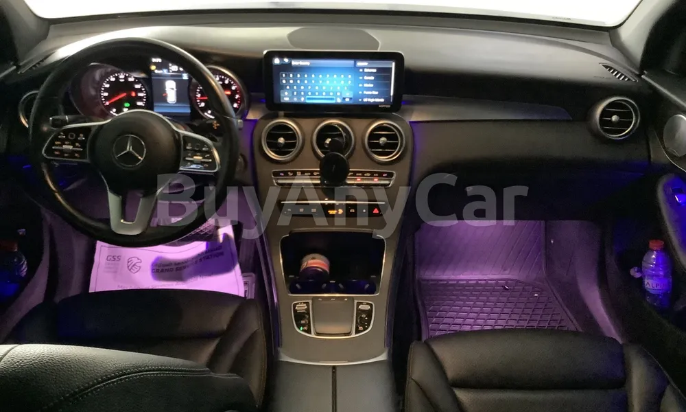 Vehicle photo 9