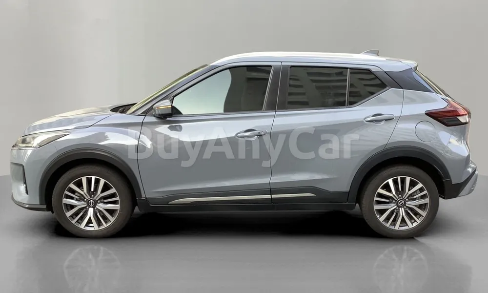 Vehicle photo 4