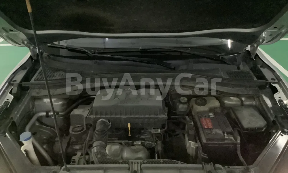 Vehicle photo 8