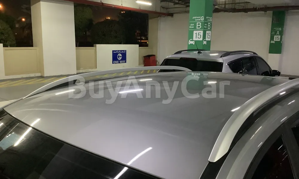 Vehicle photo 5