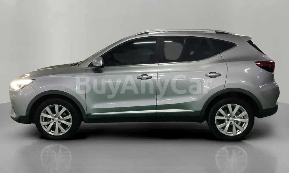 Vehicle photo 4