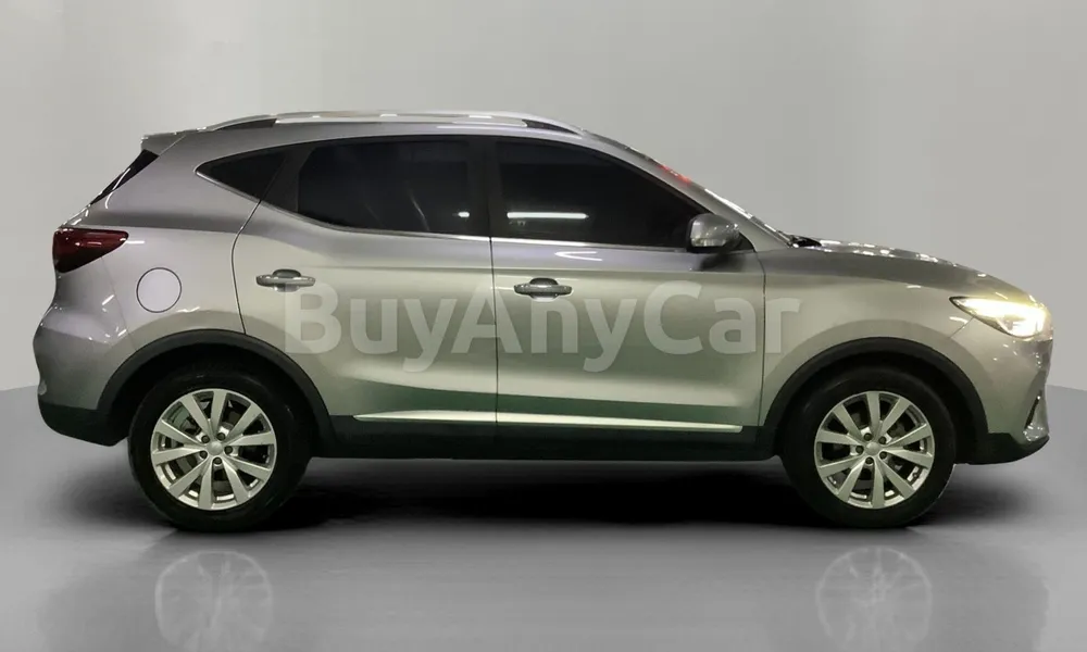 Vehicle photo 3