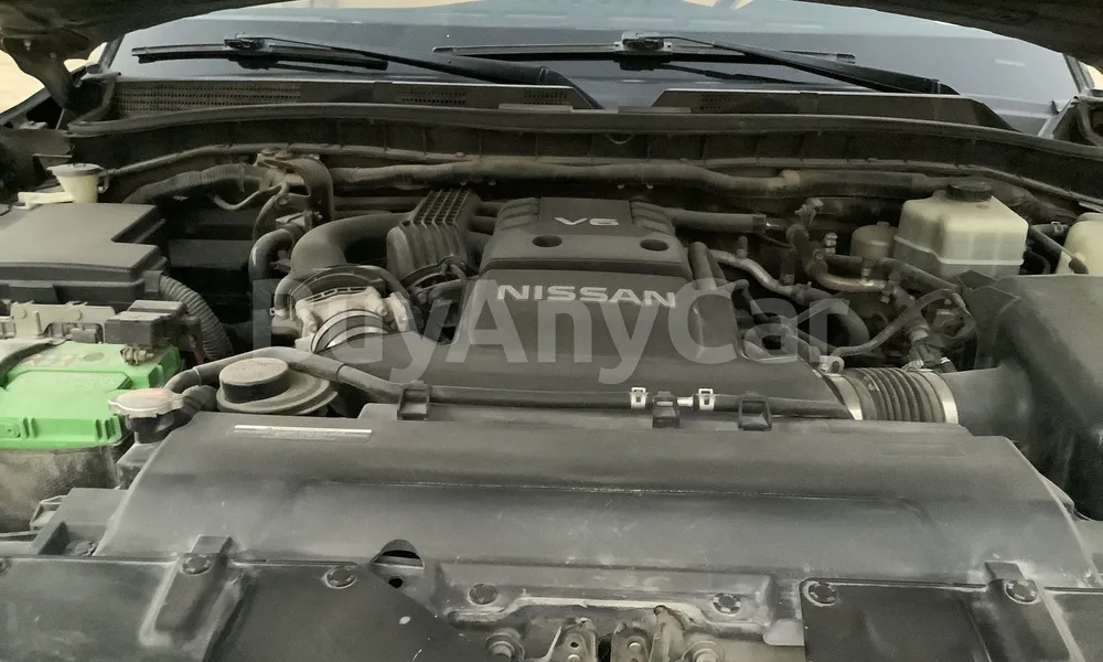 Vehicle photo 6
