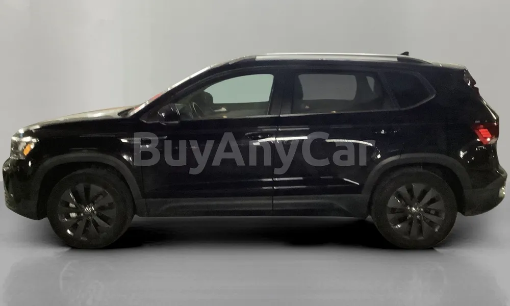 Vehicle photo 4