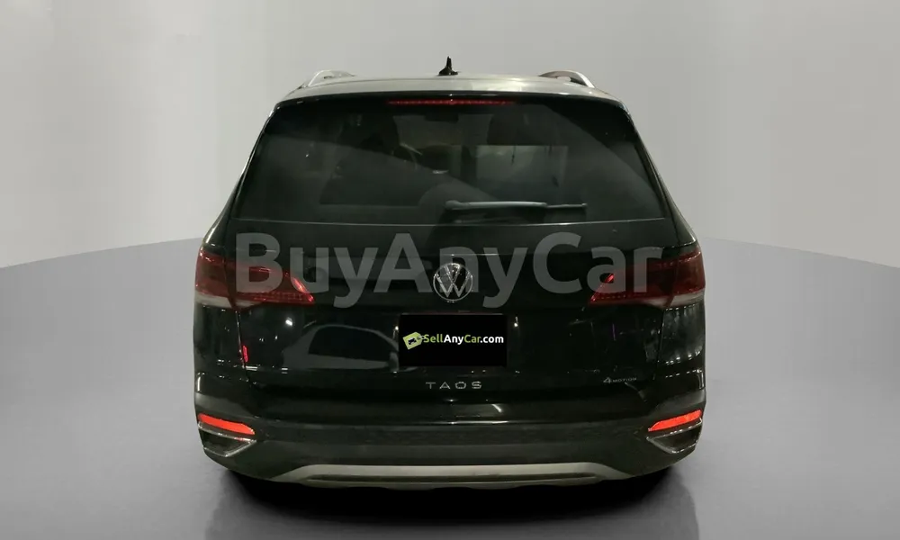 Vehicle photo 2
