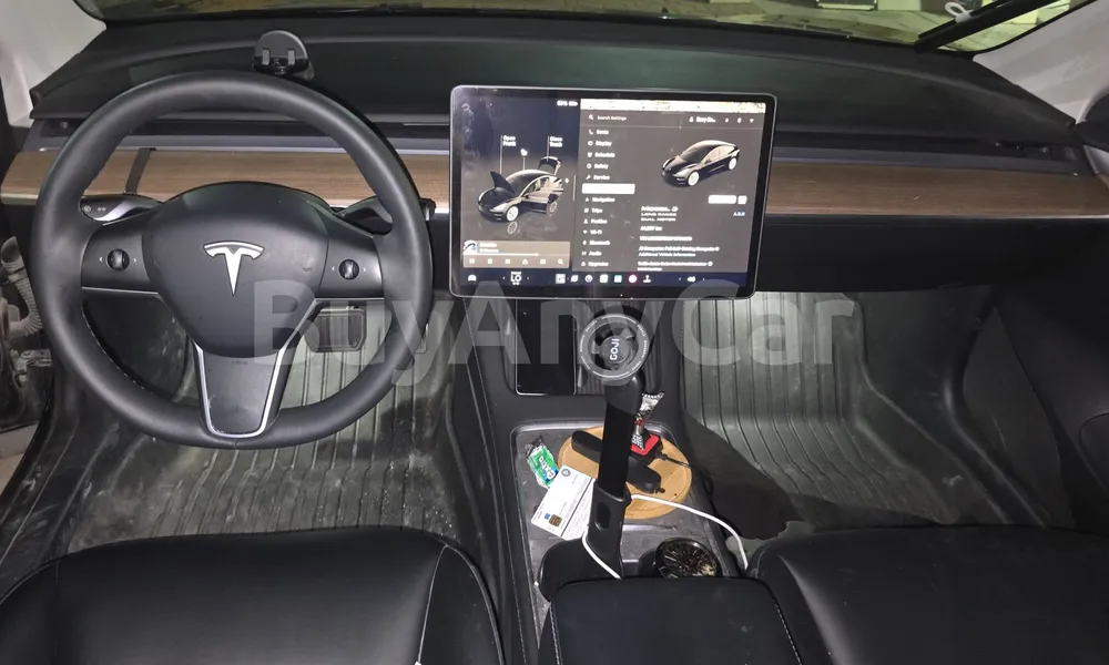 Vehicle photo 7