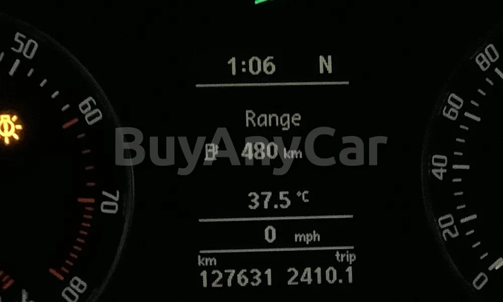 Vehicle photo 6