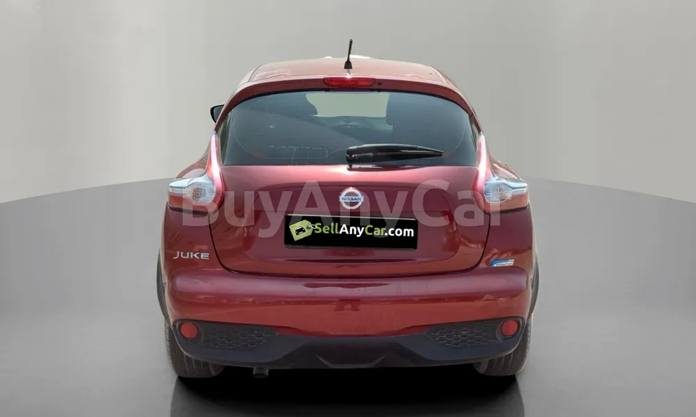 Vehicle photo 2