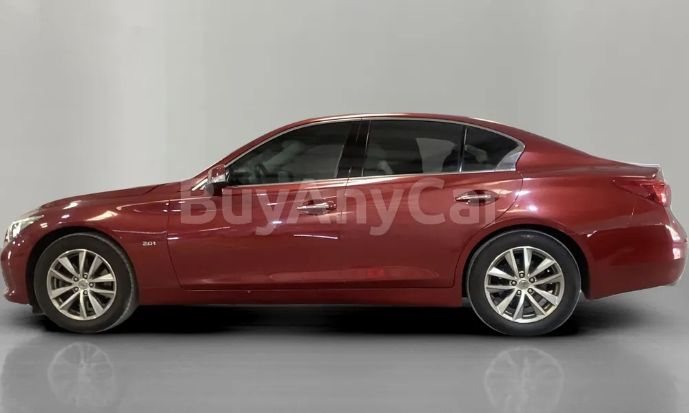 Vehicle photo 3