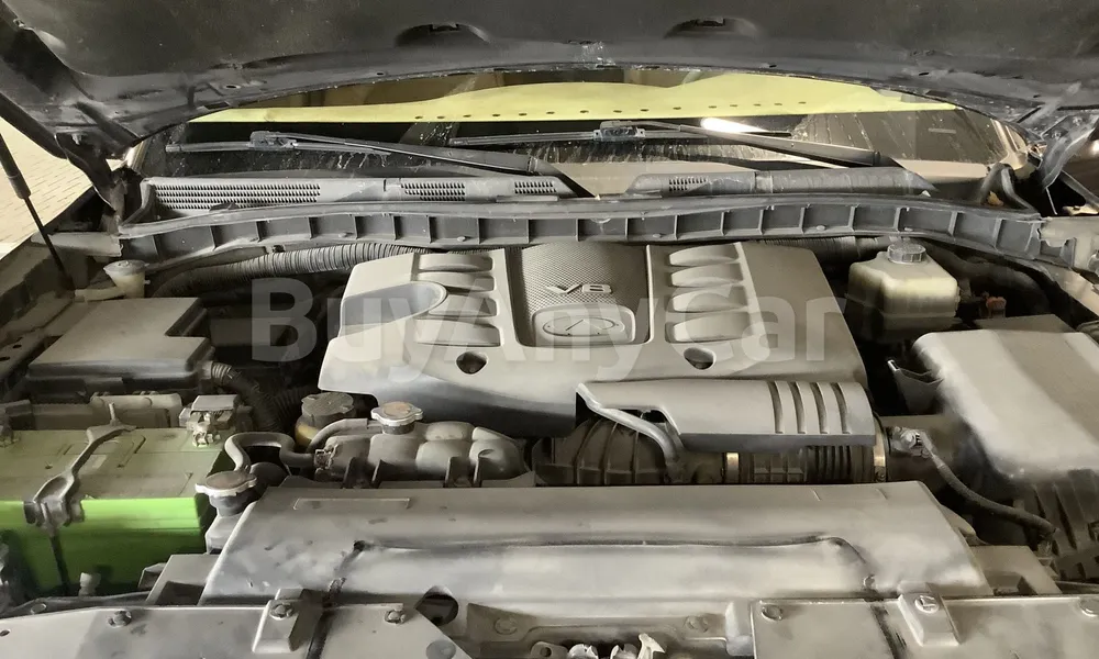 Vehicle photo 6