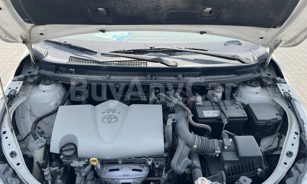 Vehicle photo 6