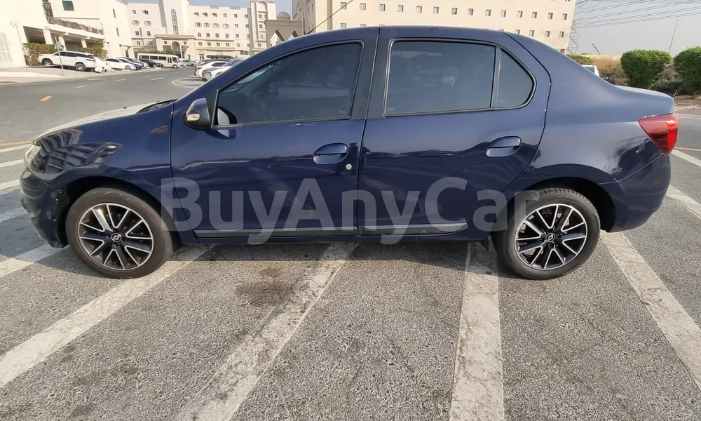 Vehicle photo 5