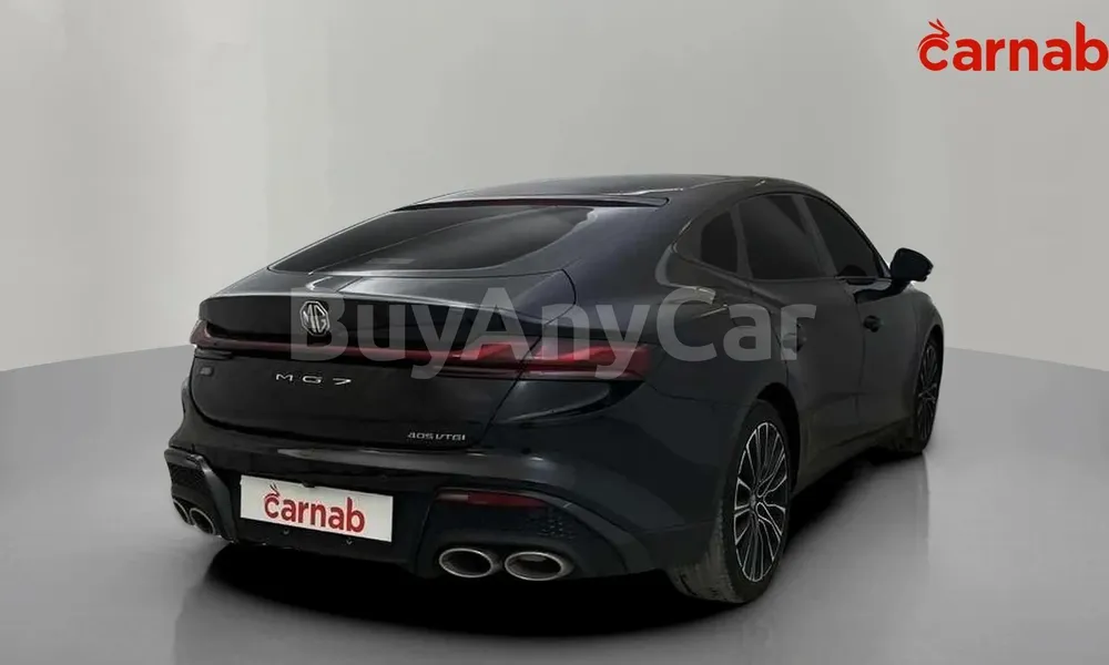 Vehicle photo 9