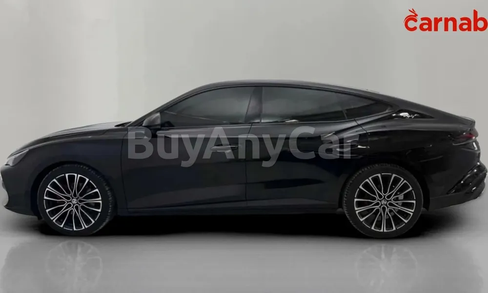 Vehicle photo 3