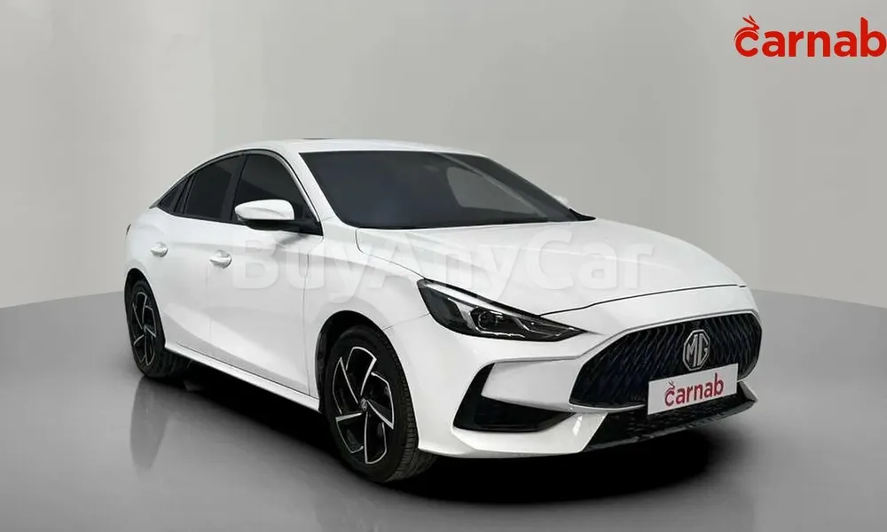 Vehicle photo 5