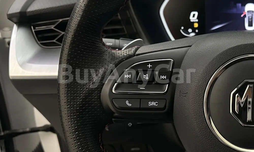 Vehicle photo 14