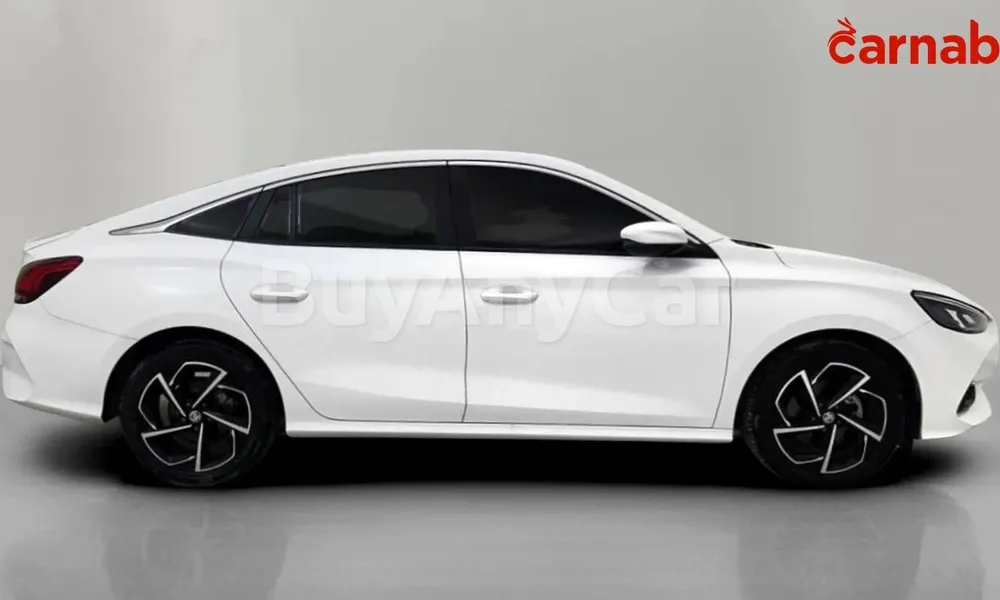Vehicle photo 3