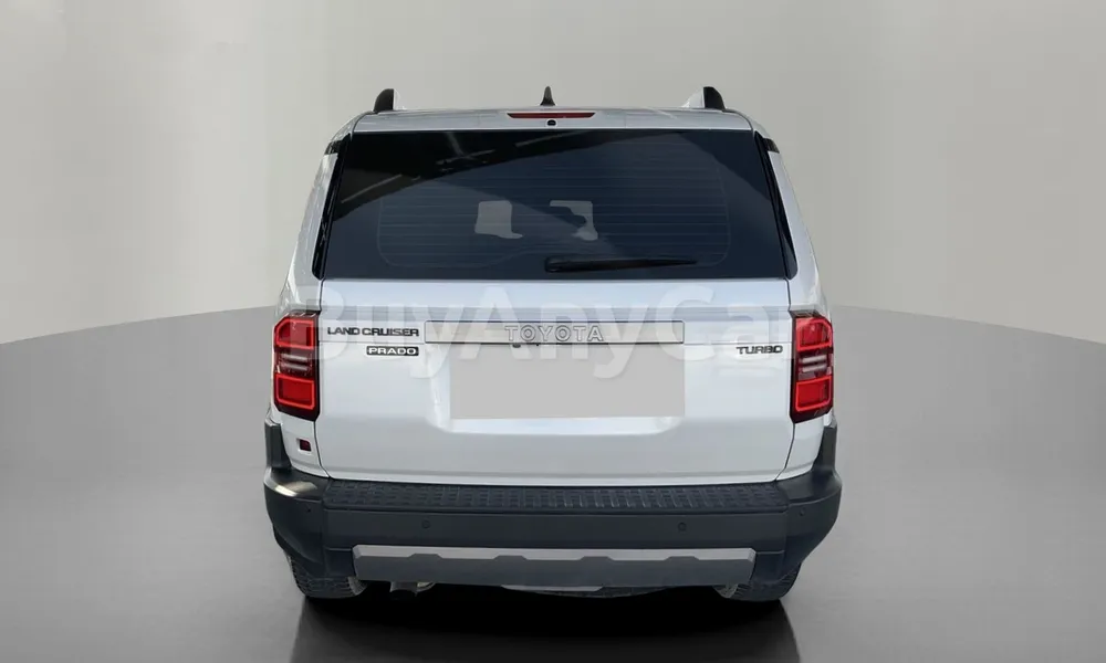 Vehicle photo 2
