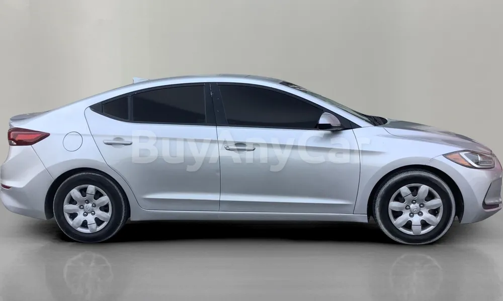 Vehicle photo 3