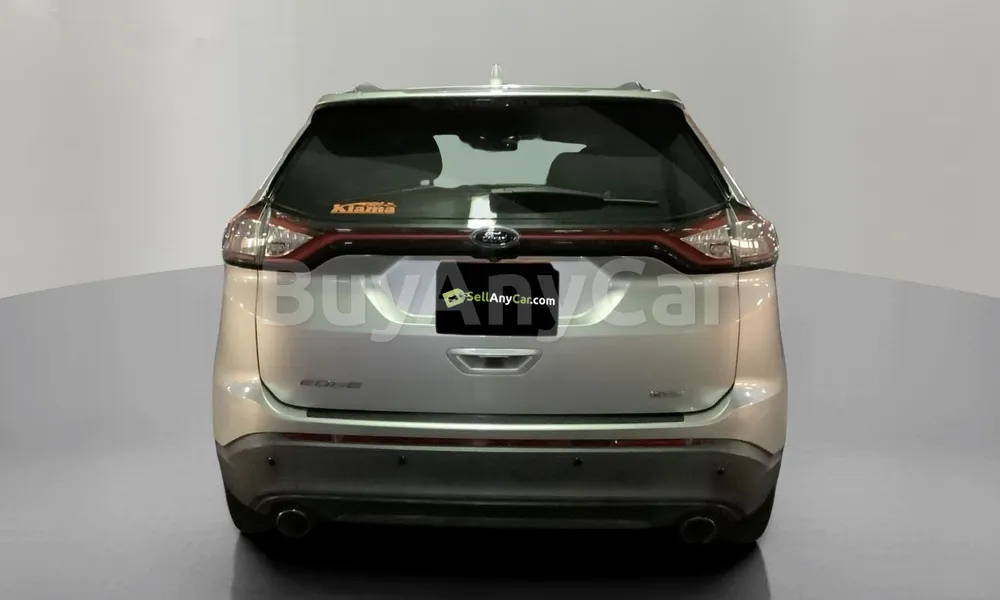 Vehicle photo 2