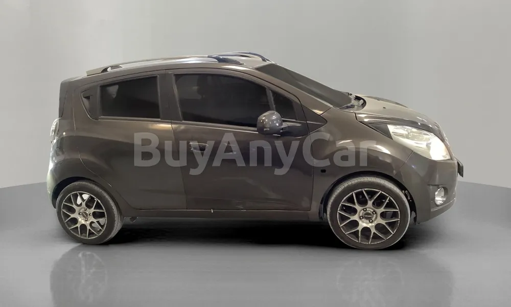 Vehicle photo 3
