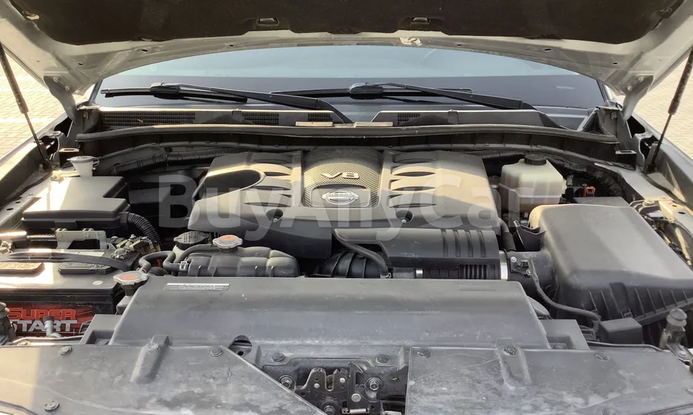 Vehicle photo 6