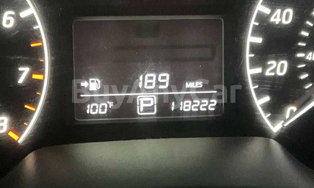 Vehicle photo 7