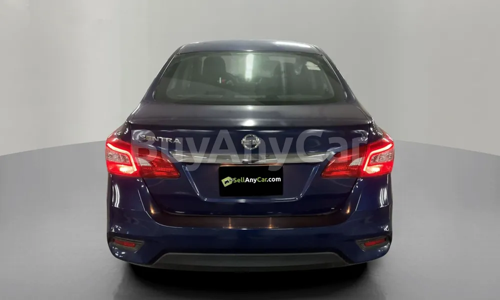 Vehicle photo 2