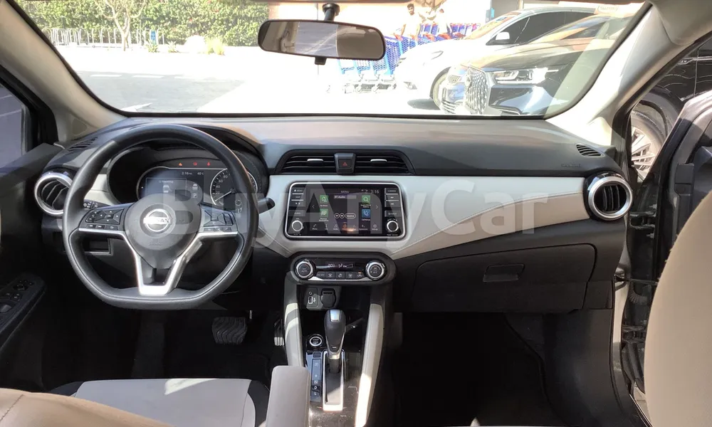 Vehicle photo 7