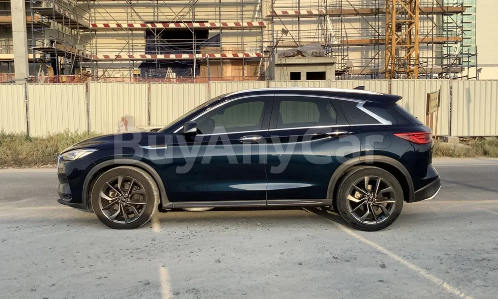Vehicle photo 4