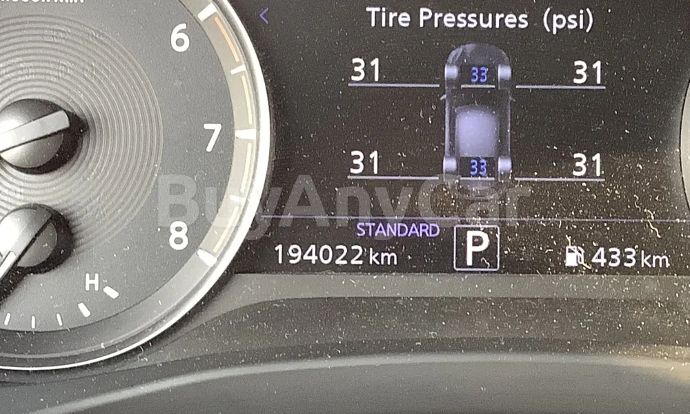 Vehicle photo 7
