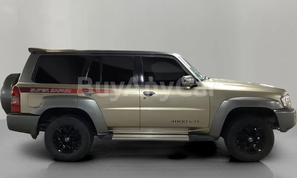 Vehicle photo 3
