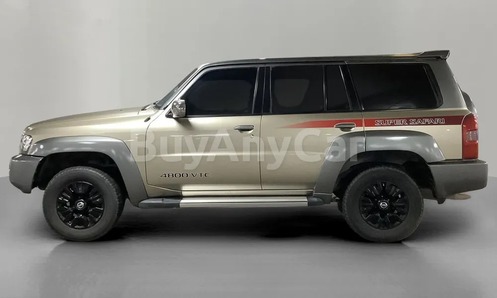 Vehicle photo 4