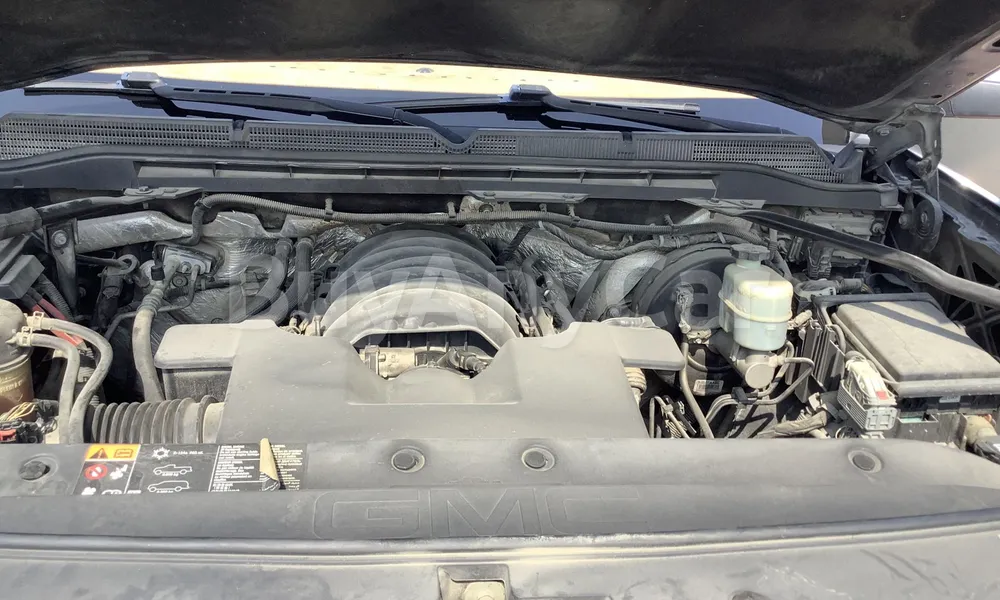 Vehicle photo 7