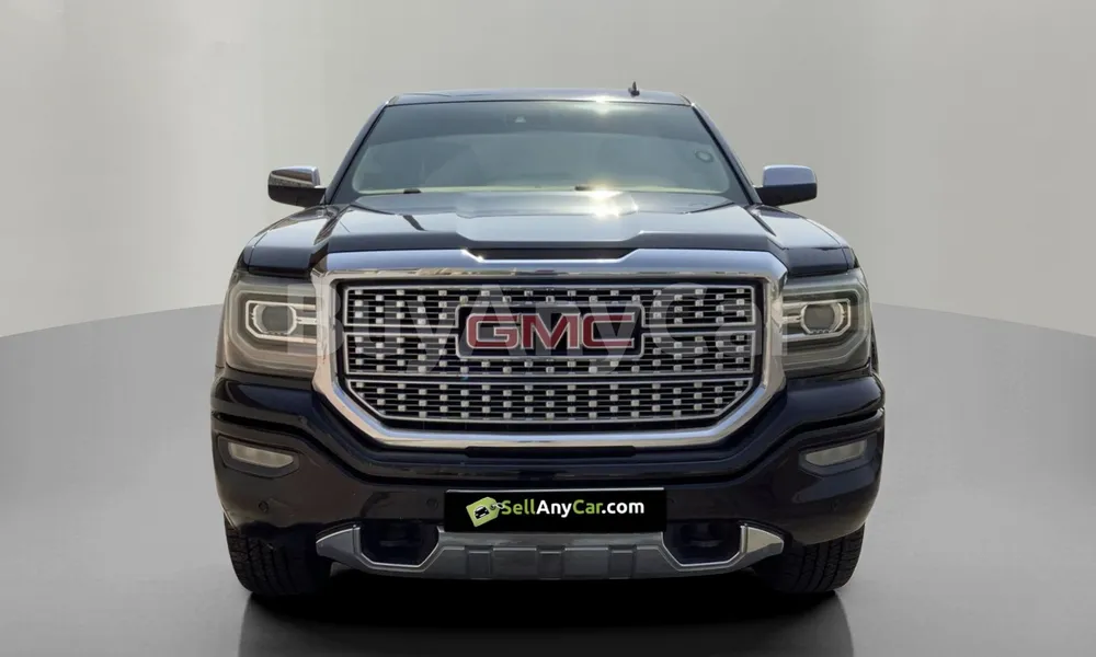 Vehicle photo 1