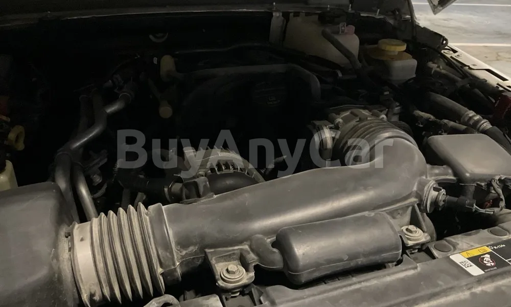 Vehicle photo 7