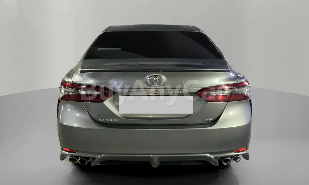 Vehicle photo 2