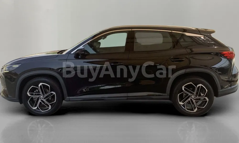 Vehicle photo 4