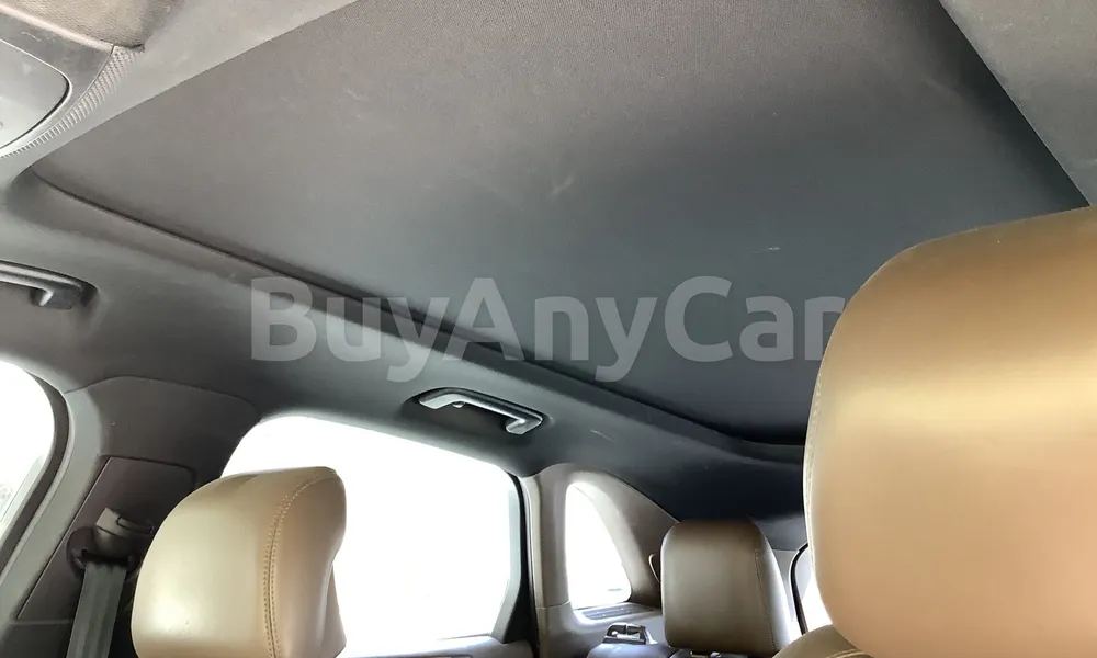 Vehicle photo 8