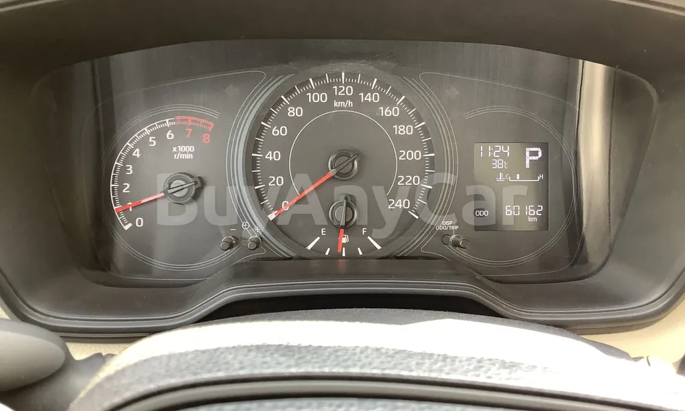 Vehicle photo 8