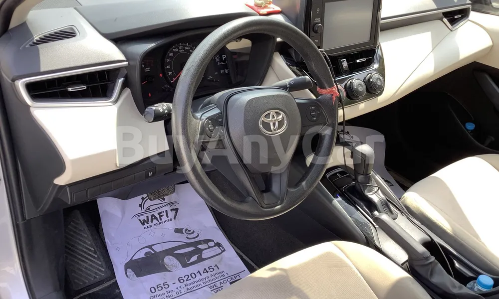 Vehicle photo 9