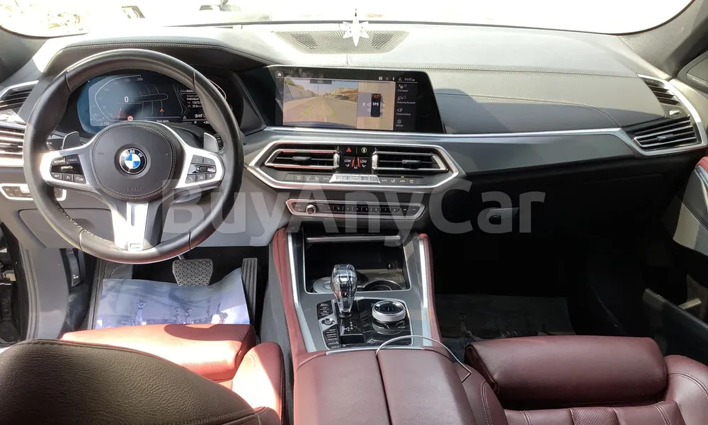 Vehicle photo 7